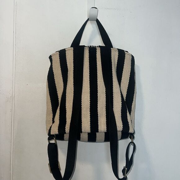 UNIVERSAL THREAD Black and Beige Striped Woven Mini Backpack - Picture 5 of 9